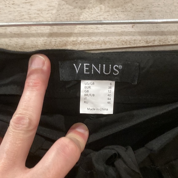 Venus beach shorts sz 6x like new never worn! - Picture 2 of 4